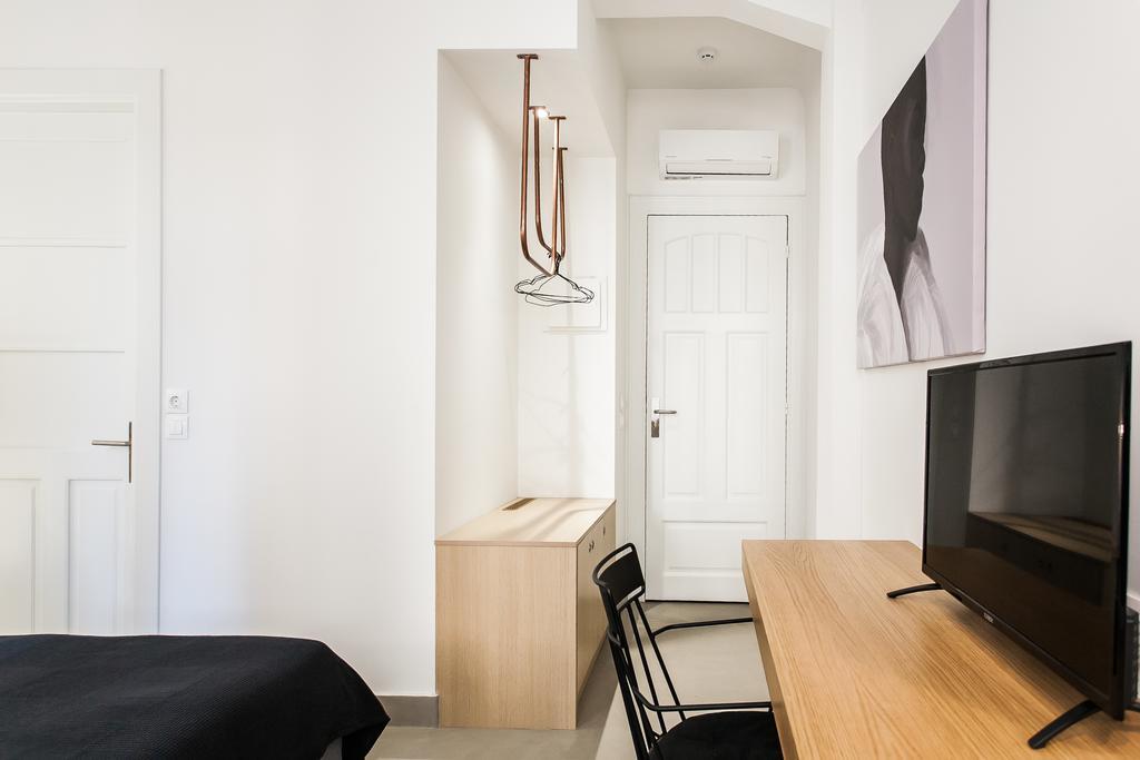 Monk Suites By Mlt At Ermou Atenas Habitación foto